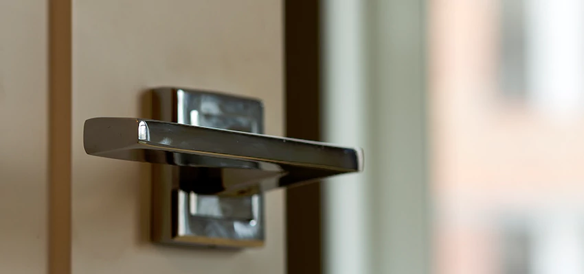 Door Lever Knob Repair in Arcadia, California