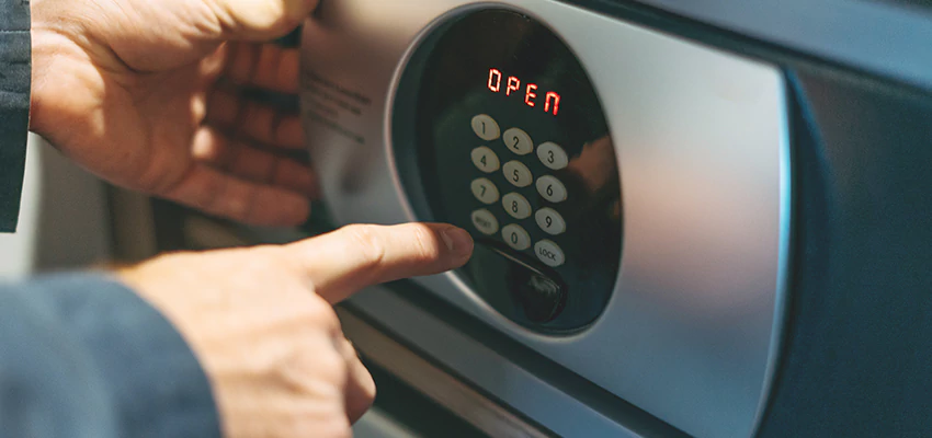Cash Safe Openers in Arcadia, California