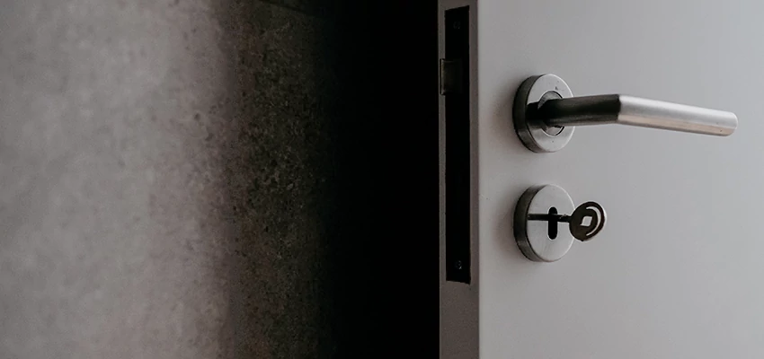 Front Door Handle Repair And Installation in Arcadia, CA