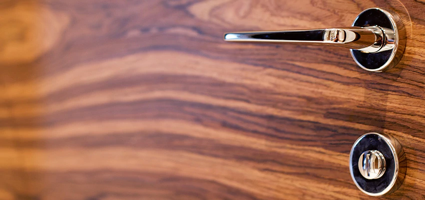 On Demand Locksmith For Key Fobs Repair in Arcadia, California